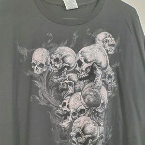 NWOT Laughing Evil Skull T Shirt Fantasy Laughing Skulls On A Vine XLG or SM